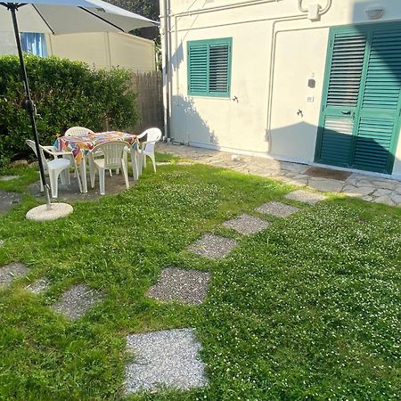 Апартаменты Le Tre Isolette A 200M Dal Mare Марина-ди-Пиза Экстерьер фото